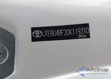 2012 Toyota Fj Cruiser z USA, uszkodzony, nr VIN JTEBU4BF2CK119310